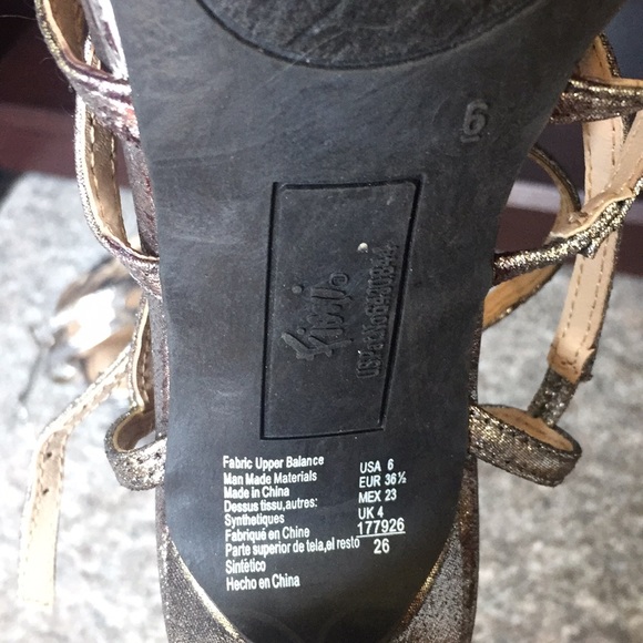 Fioni Heels - Picture 4 of 4